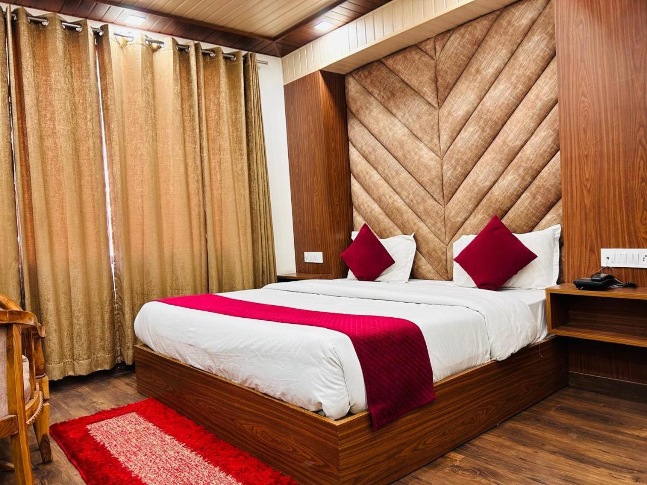 Yog Maya Regency B&B Shimla Exterior foto